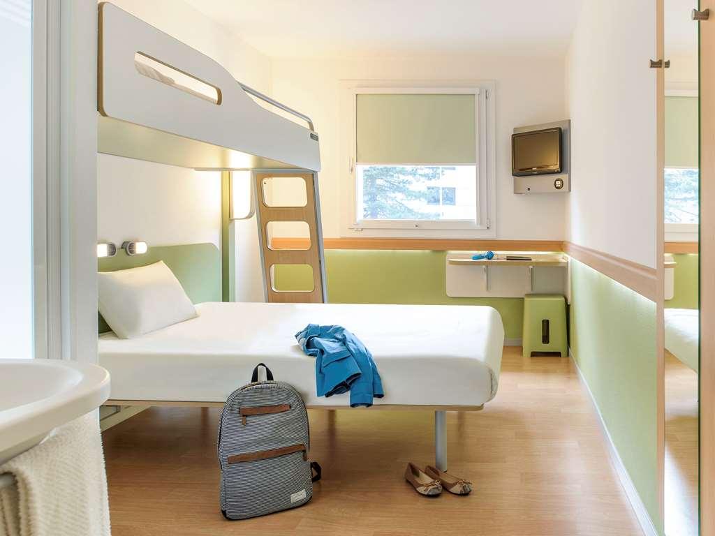 B&B Hotel Koeln-Marsdorf Rom bilde